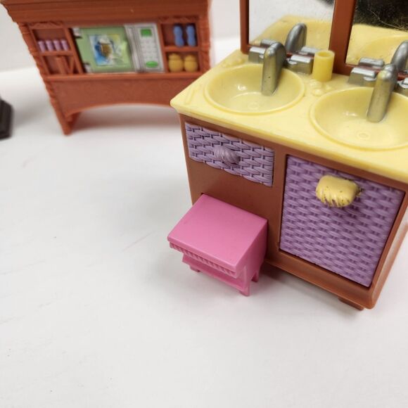 FISHER PRICE Loving Family Dollhouse & Keenway Lot - Picture 7 of 16